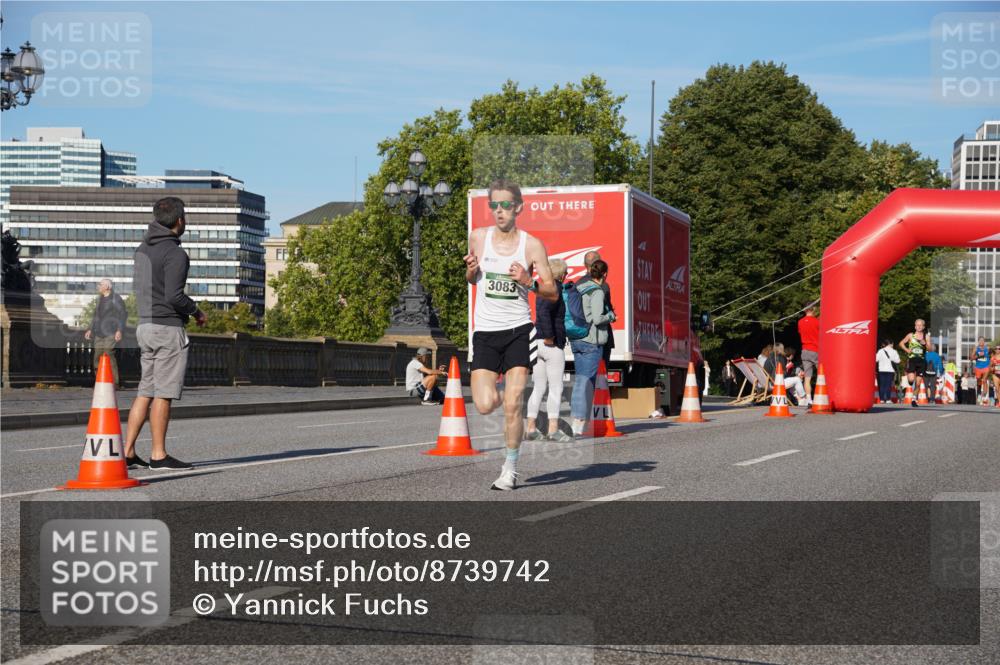 07.09.2025 - BARMER Alsterlauf Yannick Fuchs http://msf.ph/oto/8739742 07.09.2025 09:26:41 Laufen 3083 meine-sportfotos.de