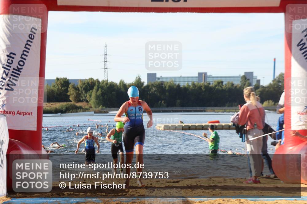 07.09.2025 - 19. Norderstedt Triathlon Luisa Fischer http://msf.ph/oto/8739753 07.09.2025 09:29:53 Schwimmen 556, 572, 595, 601, 603, 607, 609, 629, 634 meine-sportfotos.de