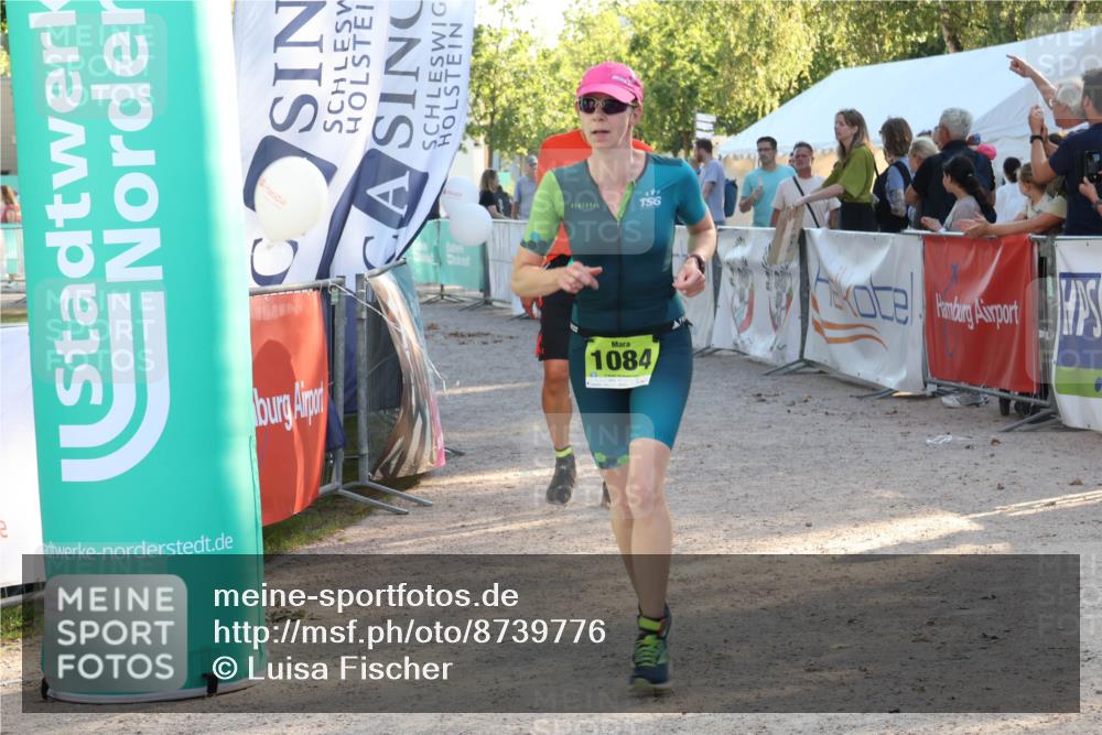 07.09.2025 - 19. Norderstedt Triathlon Luisa Fischer http://msf.ph/oto/8739776 07.09.2025 16:51:53 Ziel 1084, 1513 meine-sportfotos.de