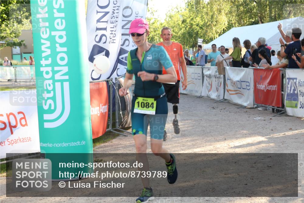 07.09.2025 - 19. Norderstedt Triathlon Luisa Fischer http://msf.ph/oto/8739789 07.09.2025 16:51:53 Ziel 1084, 1513 meine-sportfotos.de