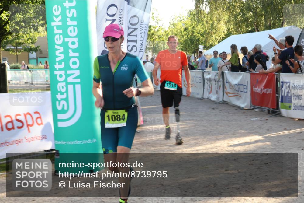 07.09.2025 - 19. Norderstedt Triathlon Luisa Fischer http://msf.ph/oto/8739795 07.09.2025 16:51:54 Ziel 1084, 1513, 1567 meine-sportfotos.de