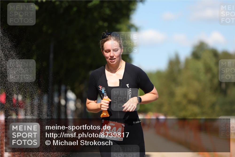 07.09.2025 - 19. Norderstedt Triathlon Michael Strokosch http://msf.ph/oto/8739817 07.09.2025 13:48:18 Laufen 153, 334, 1292, 1344 meine-sportfotos.de