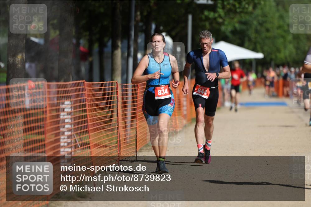 07.09.2025 - 19. Norderstedt Triathlon Michael Strokosch http://msf.ph/oto/8739823 07.09.2025 11:51:39 Laufen 199, 834, 844, 1152, 1181, 1194 meine-sportfotos.de