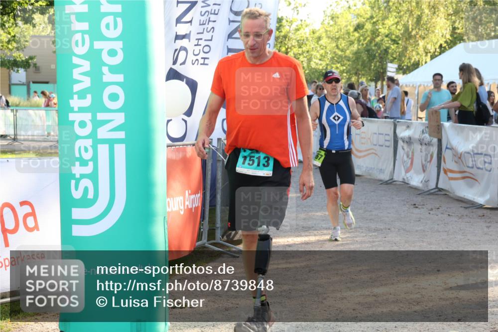 07.09.2025 - 19. Norderstedt Triathlon Luisa Fischer http://msf.ph/oto/8739848 07.09.2025 16:51:56 Ziel 1084, 1092, 1513, 1567 meine-sportfotos.de