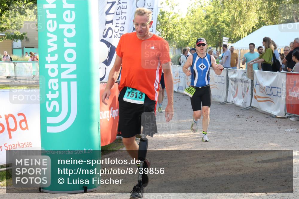 07.09.2025 - 19. Norderstedt Triathlon Luisa Fischer http://msf.ph/oto/8739856 07.09.2025 16:51:56 Ziel 1084, 1092, 1513, 1567 meine-sportfotos.de