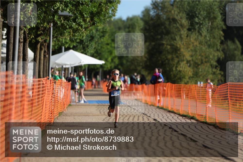 07.09.2025 - 19. Norderstedt Triathlon Michael Strokosch http://msf.ph/oto/8739883 07.09.2025 09:14:01 Laufen 30 meine-sportfotos.de