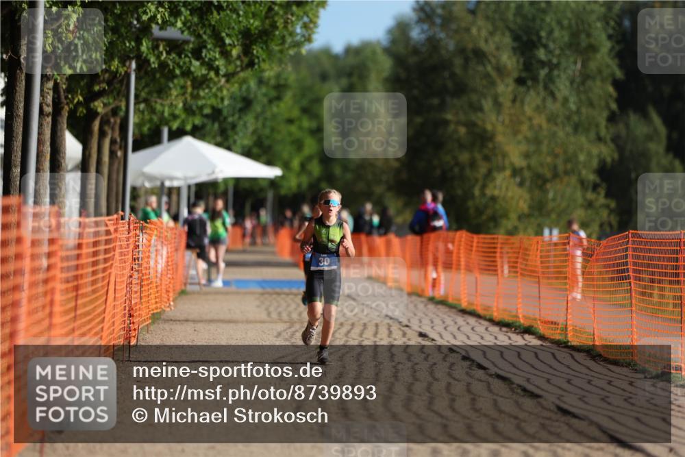 07.09.2025 - 19. Norderstedt Triathlon Michael Strokosch http://msf.ph/oto/8739893 07.09.2025 09:14:01 Laufen 30 meine-sportfotos.de