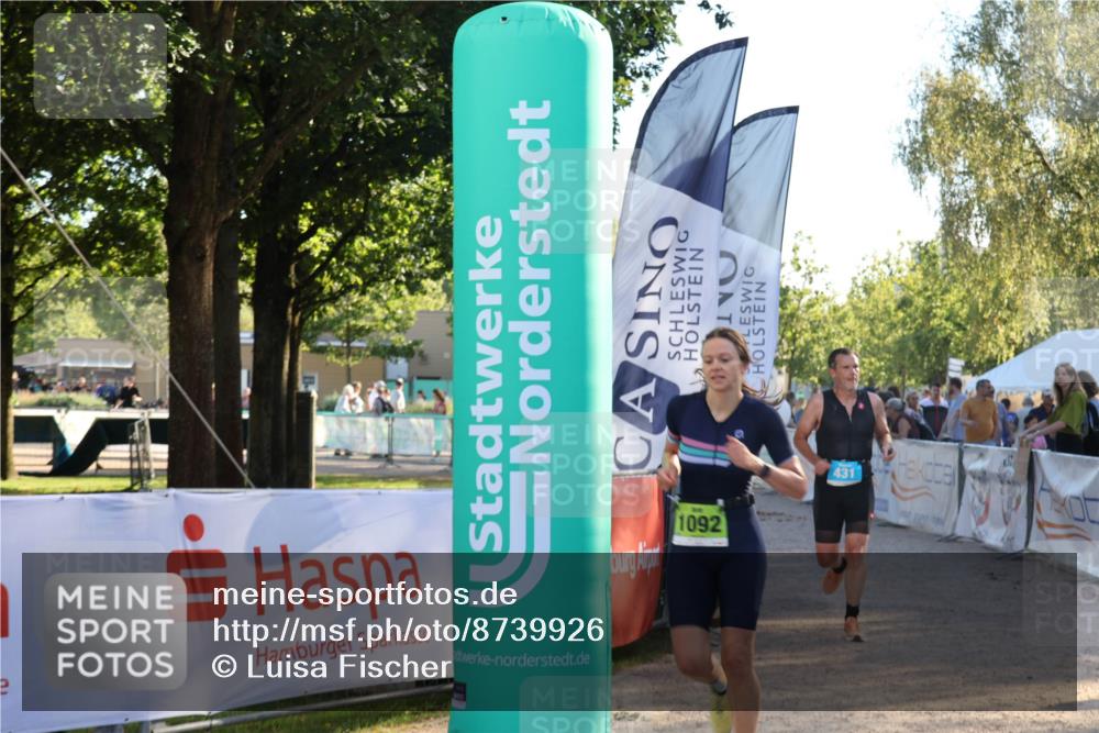 07.09.2025 - 19. Norderstedt Triathlon Luisa Fischer http://msf.ph/oto/8739926 07.09.2025 16:52:00 Ziel 431, 1084, 1092, 1513, 1567 meine-sportfotos.de