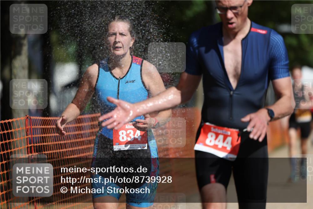 07.09.2025 - 19. Norderstedt Triathlon Michael Strokosch http://msf.ph/oto/8739928 07.09.2025 11:51:43 Laufen 834, 844, 1152, 1181, 1194, 1206 meine-sportfotos.de