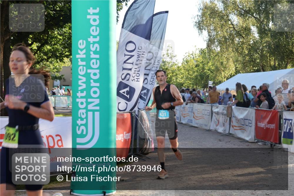07.09.2025 - 19. Norderstedt Triathlon Luisa Fischer http://msf.ph/oto/8739946 07.09.2025 16:52:01 Ziel 431, 1084, 1092, 1513, 1567 meine-sportfotos.de