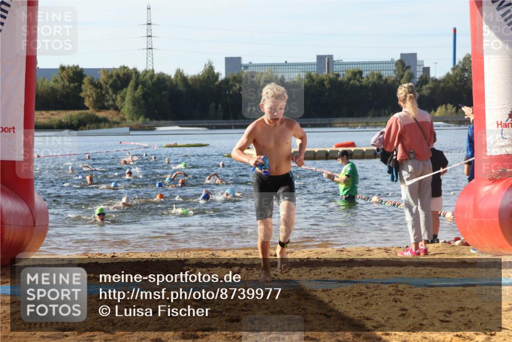 07.09.2025 - 19. Norderstedt Triathlon Luisa Fischer http://msf.ph/oto/8739977 07.09.2025 09:30:10 Schwimmen 568, 617, 625, 631, 634 meine-sportfotos.de