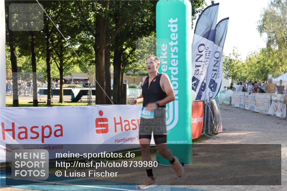 07.09.2025 - 19. Norderstedt Triathlon Luisa Fischer http://msf.ph/oto/8739980 07.09.2025 16:52:02 Ziel 431, 1092, 1513, 1567 meine-sportfotos.de