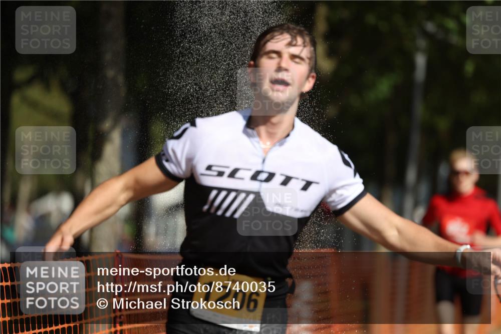 07.09.2025 - 19. Norderstedt Triathlon Michael Strokosch http://msf.ph/oto/8740035 07.09.2025 11:51:52 Laufen 862, 1170, 1206 meine-sportfotos.de