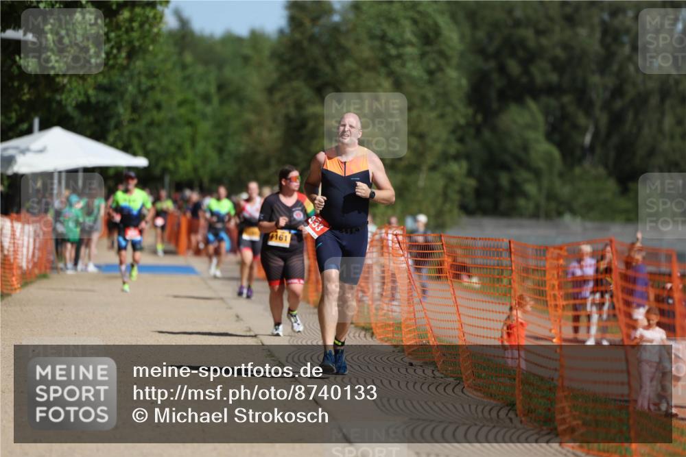 07.09.2025 - 19. Norderstedt Triathlon Michael Strokosch http://msf.ph/oto/8740133 07.09.2025 11:52:03 Laufen 833 meine-sportfotos.de