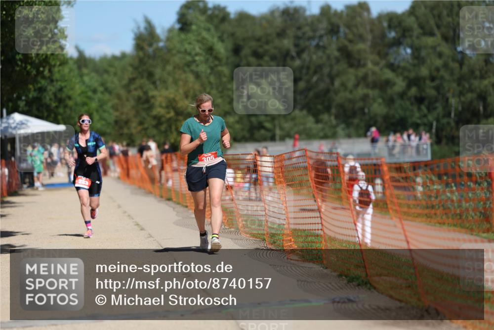 07.09.2025 - 19. Norderstedt Triathlon Michael Strokosch http://msf.ph/oto/8740157 07.09.2025 13:06:35 Laufen 283, 305, 1283 meine-sportfotos.de