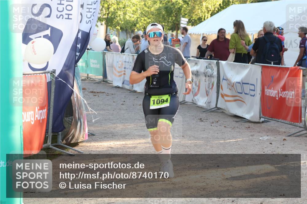 07.09.2025 - 19. Norderstedt Triathlon Luisa Fischer http://msf.ph/oto/8740170 07.09.2025 16:52:49 Ziel 446, 1094 meine-sportfotos.de