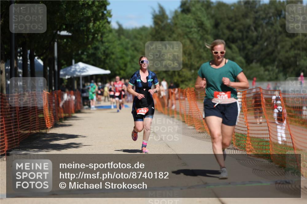 07.09.2025 - 19. Norderstedt Triathlon Michael Strokosch http://msf.ph/oto/8740182 07.09.2025 13:06:37 Laufen 283, 305, 1283 meine-sportfotos.de