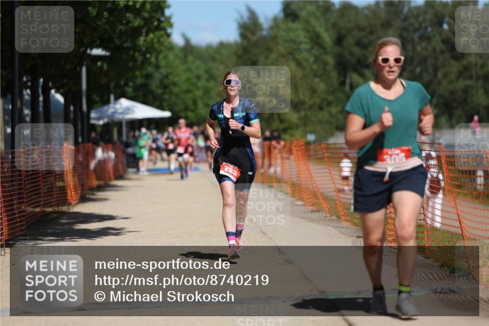 07.09.2025 - 19. Norderstedt Triathlon Michael Strokosch http://msf.ph/oto/8740219 07.09.2025 13:06:38 Laufen 283, 305 meine-sportfotos.de