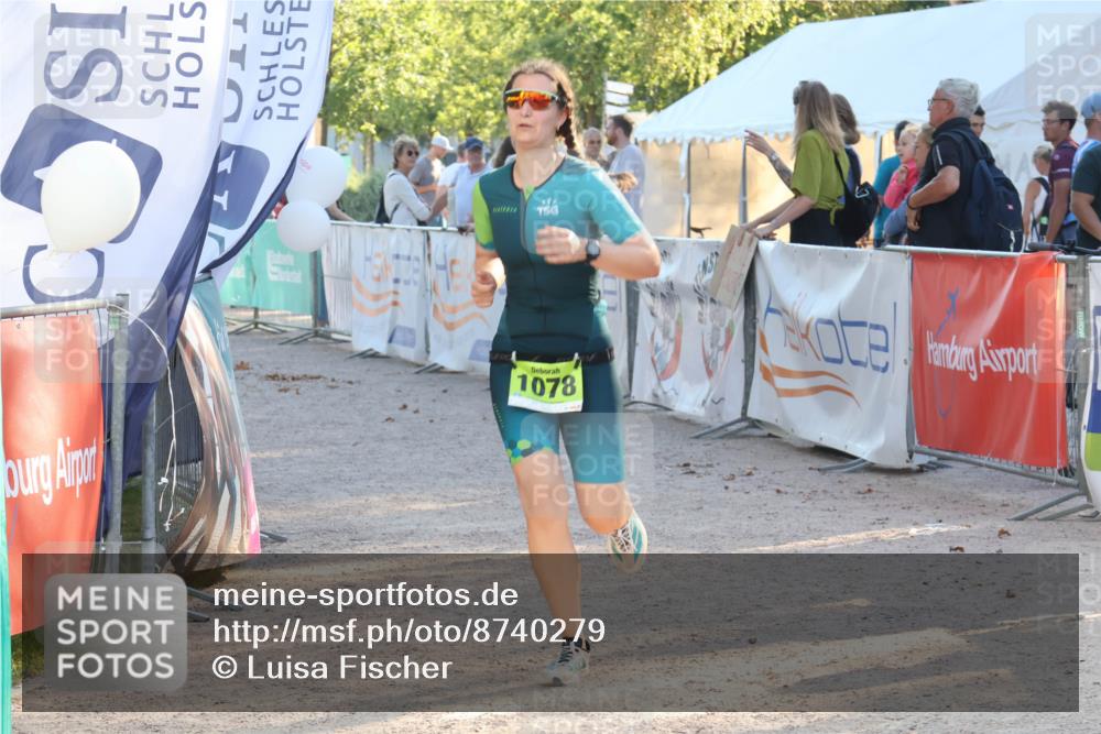 07.09.2025 - 19. Norderstedt Triathlon Luisa Fischer http://msf.ph/oto/8740279 07.09.2025 16:53:01 Ziel 1046, 1078 meine-sportfotos.de