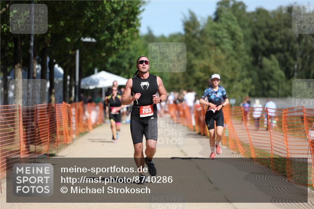 07.09.2025 - 19. Norderstedt Triathlon Michael Strokosch http://msf.ph/oto/8740286 07.09.2025 12:30:38 Laufen 303, 703, 822, 1343 meine-sportfotos.de