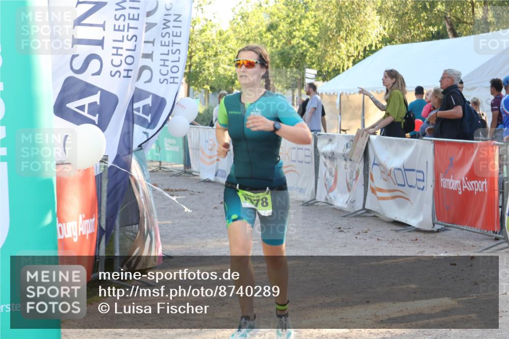 07.09.2025 - 19. Norderstedt Triathlon Luisa Fischer http://msf.ph/oto/8740289 07.09.2025 16:53:02 Ziel 1046, 1078 meine-sportfotos.de