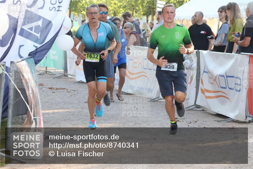 07.09.2025 - 19. Norderstedt Triathlon Luisa Fischer http://msf.ph/oto/8740341 07.09.2025 16:53:09 Ziel 939, 1078, 1632 meine-sportfotos.de