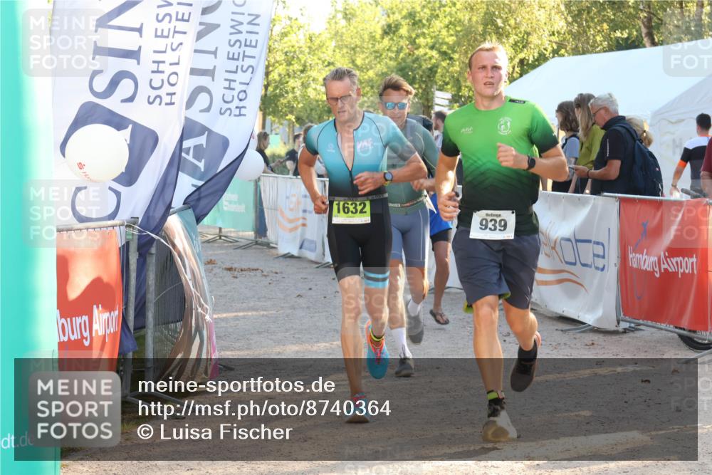 07.09.2025 - 19. Norderstedt Triathlon Luisa Fischer http://msf.ph/oto/8740364 07.09.2025 16:53:10 Ziel 939, 1632 meine-sportfotos.de