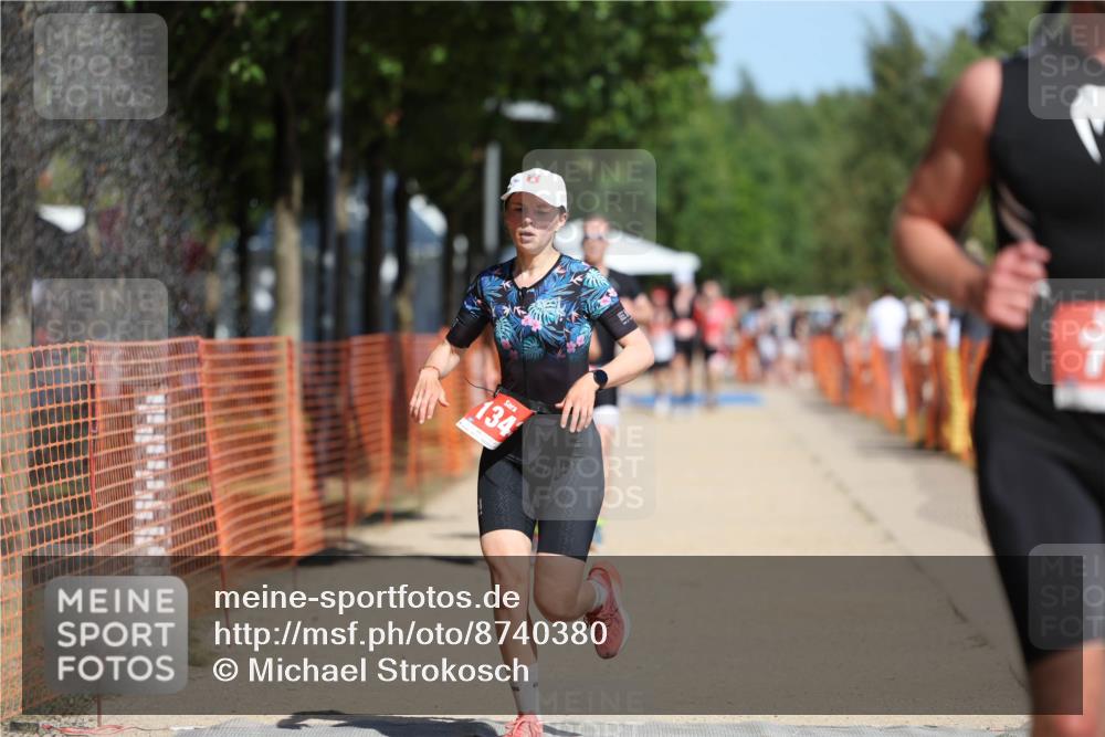 07.09.2025 - 19. Norderstedt Triathlon Michael Strokosch http://msf.ph/oto/8740380 07.09.2025 12:30:42 Laufen 703, 822, 1280, 1343 meine-sportfotos.de