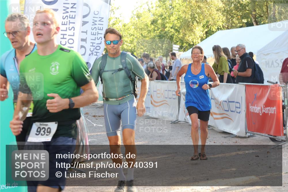 07.09.2025 - 19. Norderstedt Triathlon Luisa Fischer http://msf.ph/oto/8740391 07.09.2025 16:53:12 Ziel 939, 1632 meine-sportfotos.de
