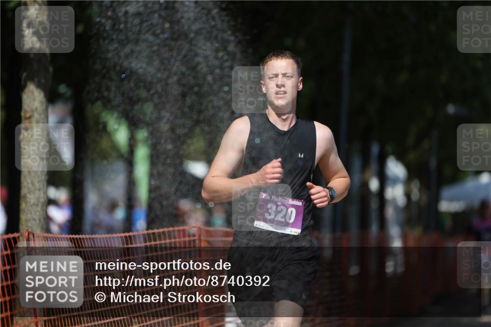 07.09.2025 - 19. Norderstedt Triathlon Michael Strokosch http://msf.ph/oto/8740392 07.09.2025 13:49:05 Laufen 320 meine-sportfotos.de
