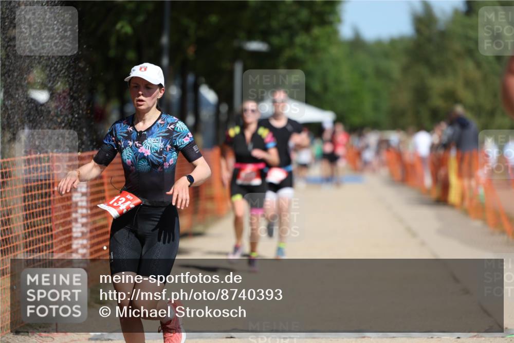 07.09.2025 - 19. Norderstedt Triathlon Michael Strokosch http://msf.ph/oto/8740393 07.09.2025 12:30:43 Laufen 703, 822, 1280, 1343 meine-sportfotos.de