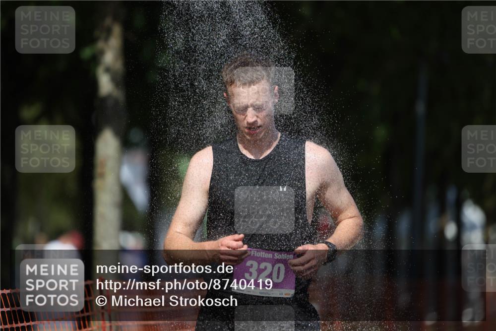 07.09.2025 - 19. Norderstedt Triathlon Michael Strokosch http://msf.ph/oto/8740419 07.09.2025 13:49:06 Laufen 320 meine-sportfotos.de