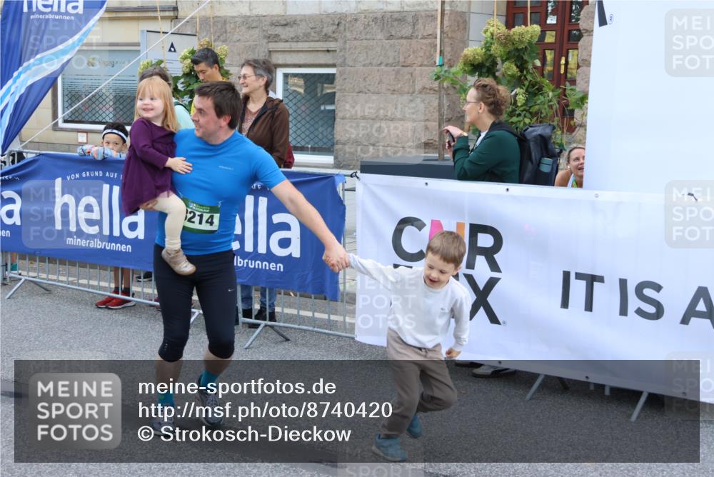 07.09.2025 - BARMER Alsterlauf Strokosch-Dieckow http://msf.ph/oto/8740420 07.09.2025 10:18:38 Ziel 2063, 2219, 2587, 2725, 3084, 3186, 3291, 3292, 3848, 3849, 4071, 4284, 4869, 5706, 6055 meine-sportfotos.de