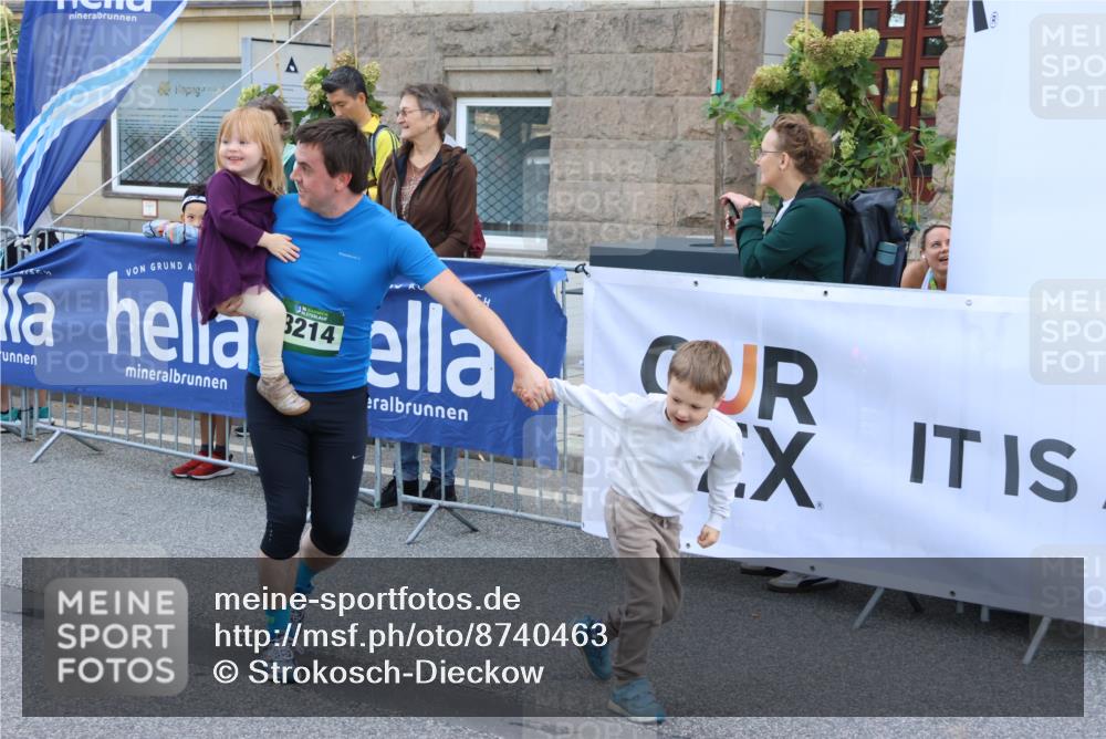 07.09.2025 - BARMER Alsterlauf Strokosch-Dieckow http://msf.ph/oto/8740463 07.09.2025 10:18:38 Ziel 2063, 2219, 2587, 2725, 3084, 3186, 3291, 3292, 3848, 3849, 4071, 4284, 4869, 5706, 6055 meine-sportfotos.de