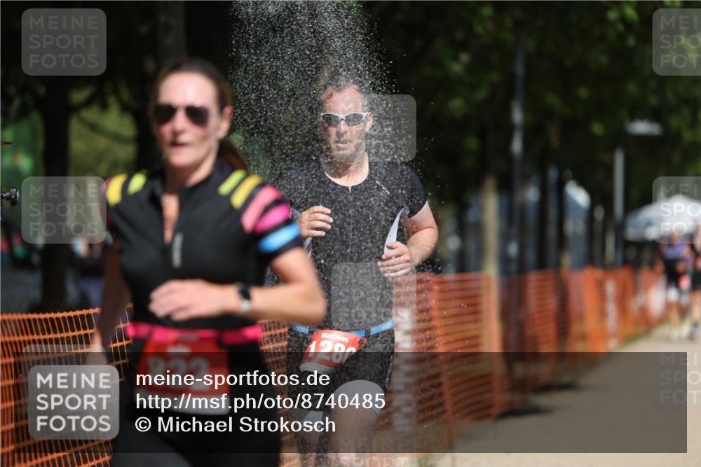 07.09.2025 - 19. Norderstedt Triathlon Michael Strokosch http://msf.ph/oto/8740485 07.09.2025 12:30:47 Laufen 822, 1280, 1343 meine-sportfotos.de