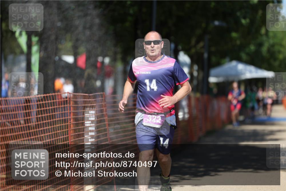 07.09.2025 - 19. Norderstedt Triathlon Michael Strokosch http://msf.ph/oto/8740497 07.09.2025 13:49:14 Laufen 322 meine-sportfotos.de