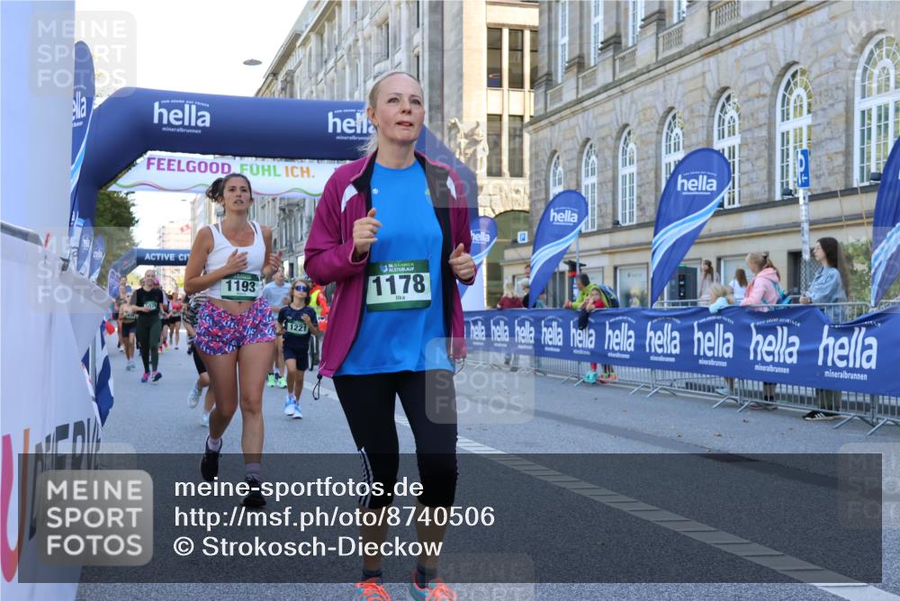 07.09.2025 - BARMER Alsterlauf Strokosch-Dieckow http://msf.ph/oto/8740506 07.09.2025 11:42:30 Ziel 1067, 1068, 1102, 1124, 1257, 1260, 8241, 8320 meine-sportfotos.de
