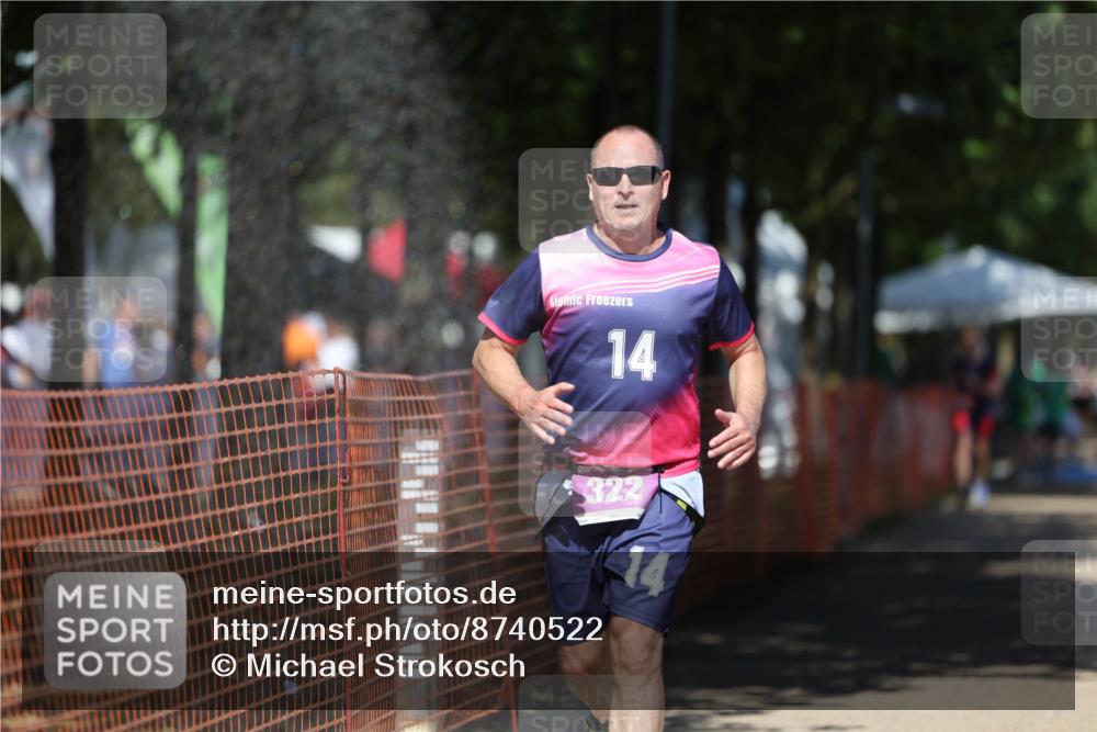 07.09.2025 - 19. Norderstedt Triathlon Michael Strokosch http://msf.ph/oto/8740522 07.09.2025 13:49:14 Laufen 322 meine-sportfotos.de