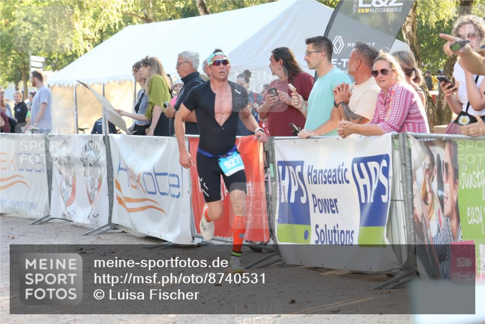 07.09.2025 - 19. Norderstedt Triathlon Luisa Fischer http://msf.ph/oto/8740531 07.09.2025 16:53:27 Ziel 927 meine-sportfotos.de
