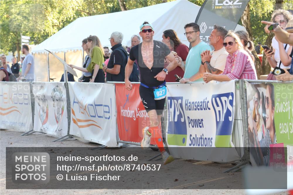 07.09.2025 - 19. Norderstedt Triathlon Luisa Fischer http://msf.ph/oto/8740537 07.09.2025 16:53:28 Ziel 927 meine-sportfotos.de