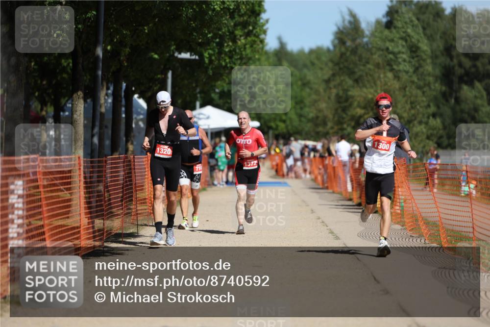 07.09.2025 - 19. Norderstedt Triathlon Michael Strokosch http://msf.ph/oto/8740592 07.09.2025 12:30:53 Laufen 1300, 1320, 1372 meine-sportfotos.de