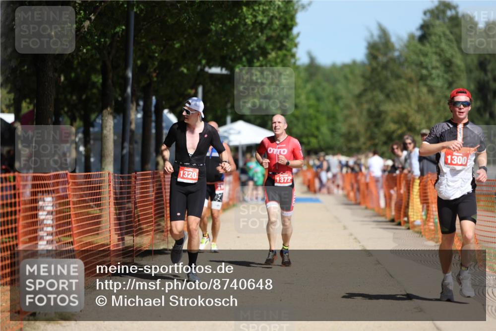 07.09.2025 - 19. Norderstedt Triathlon Michael Strokosch http://msf.ph/oto/8740648 07.09.2025 12:30:55 Laufen 710, 1300, 1320, 1372 meine-sportfotos.de