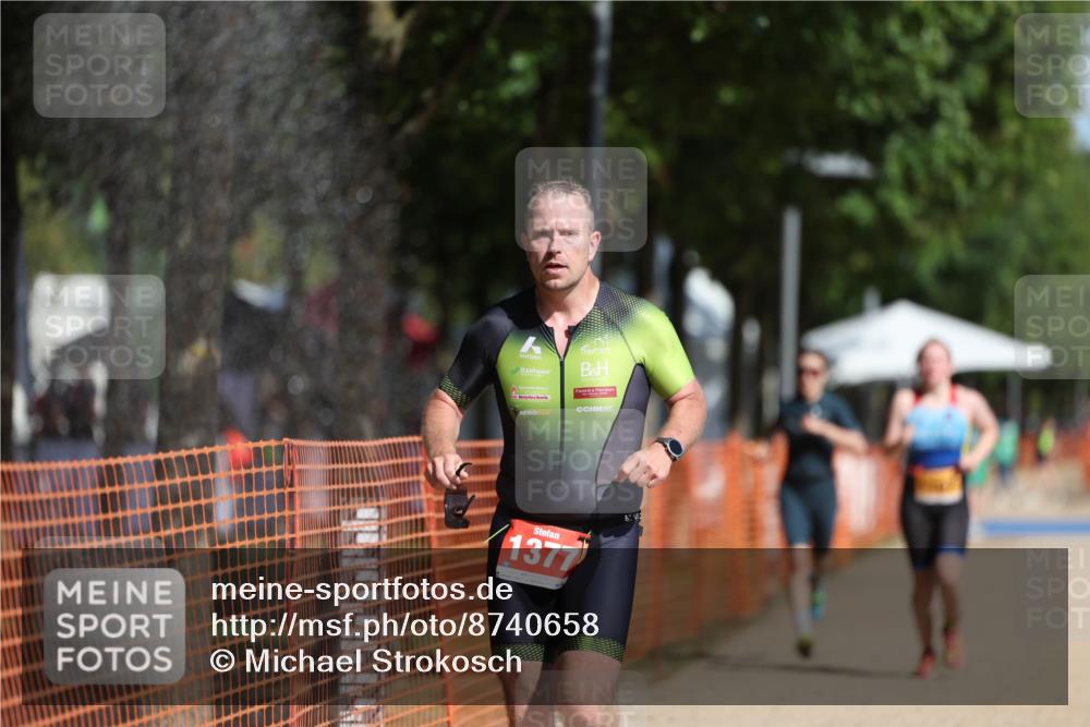 07.09.2025 - 19. Norderstedt Triathlon Michael Strokosch http://msf.ph/oto/8740658 07.09.2025 11:52:32 Laufen 1167, 1188, 1227, 1377 meine-sportfotos.de