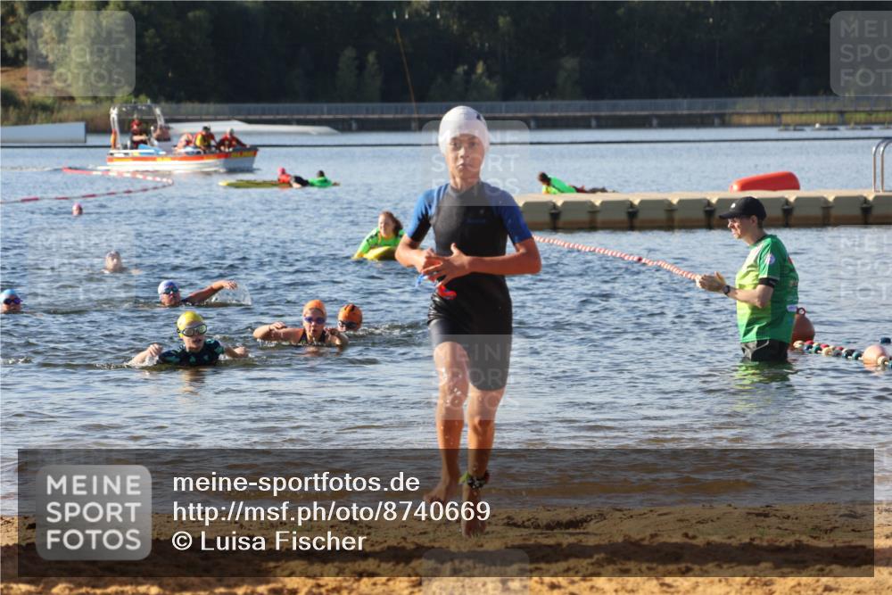07.09.2025 - 19. Norderstedt Triathlon Luisa Fischer http://msf.ph/oto/8740669 07.09.2025 09:31:01 Schwimmen 564, 597, 602, 616, 621 meine-sportfotos.de