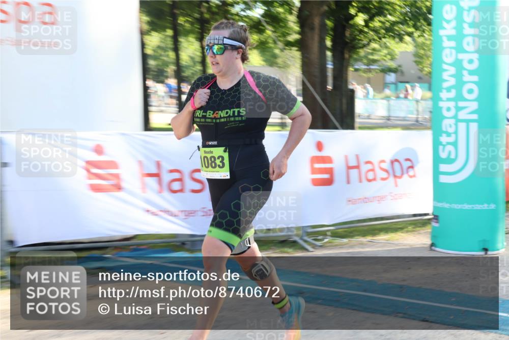 07.09.2025 - 19. Norderstedt Triathlon Luisa Fischer http://msf.ph/oto/8740672 07.09.2025 16:54:24 Ziel 1083 meine-sportfotos.de