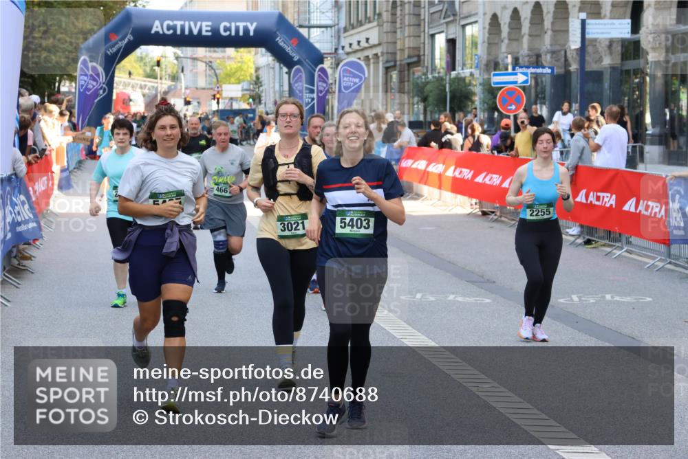 07.09.2025 - BARMER Alsterlauf Strokosch-Dieckow http://msf.ph/oto/8740688 07.09.2025 10:18:32 Ziel 2063, 2219, 2267, 2587, 2625, 3084, 3092, 3186, 3848, 3849, 4071, 4869, 6055 meine-sportfotos.de