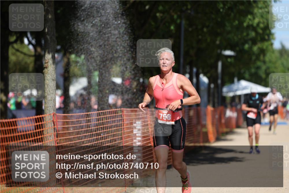 07.09.2025 - 19. Norderstedt Triathlon Michael Strokosch http://msf.ph/oto/8740710 07.09.2025 13:07:04 Laufen 183, 798 meine-sportfotos.de