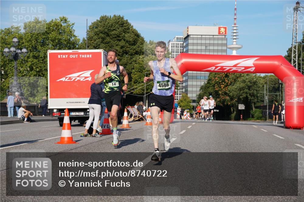 07.09.2025 - BARMER Alsterlauf Yannick Fuchs http://msf.ph/oto/8740722 07.09.2025 09:27:37 Laufen 14, 4586, 1 meine-sportfotos.de