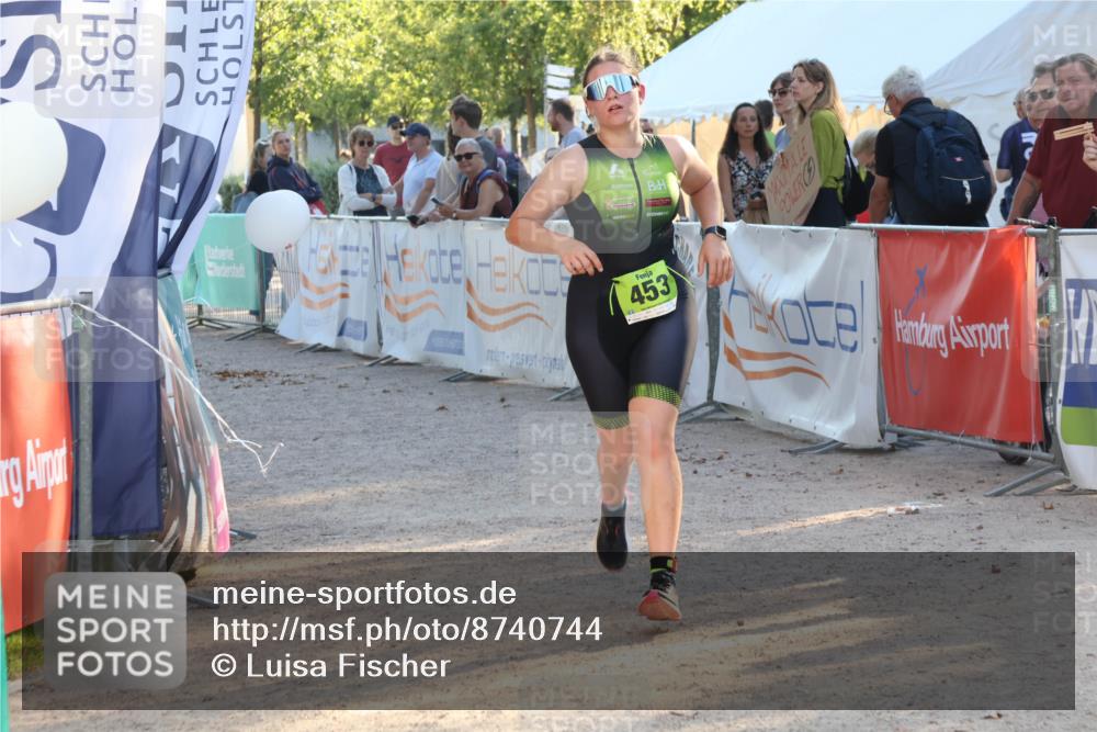 07.09.2025 - 19. Norderstedt Triathlon Luisa Fischer http://msf.ph/oto/8740744 07.09.2025 16:54:40 Ziel 453 meine-sportfotos.de