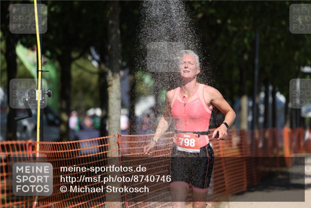 07.09.2025 - 19. Norderstedt Triathlon Michael Strokosch http://msf.ph/oto/8740746 07.09.2025 13:07:04 Laufen 183, 798 meine-sportfotos.de